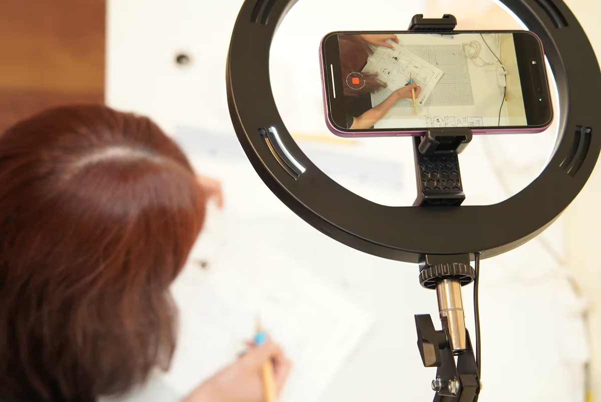 Gペンとインクをプレゼント！お家でも創作を